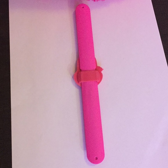 Hello kitty friend strap watch πππ - Picture 4 of 16